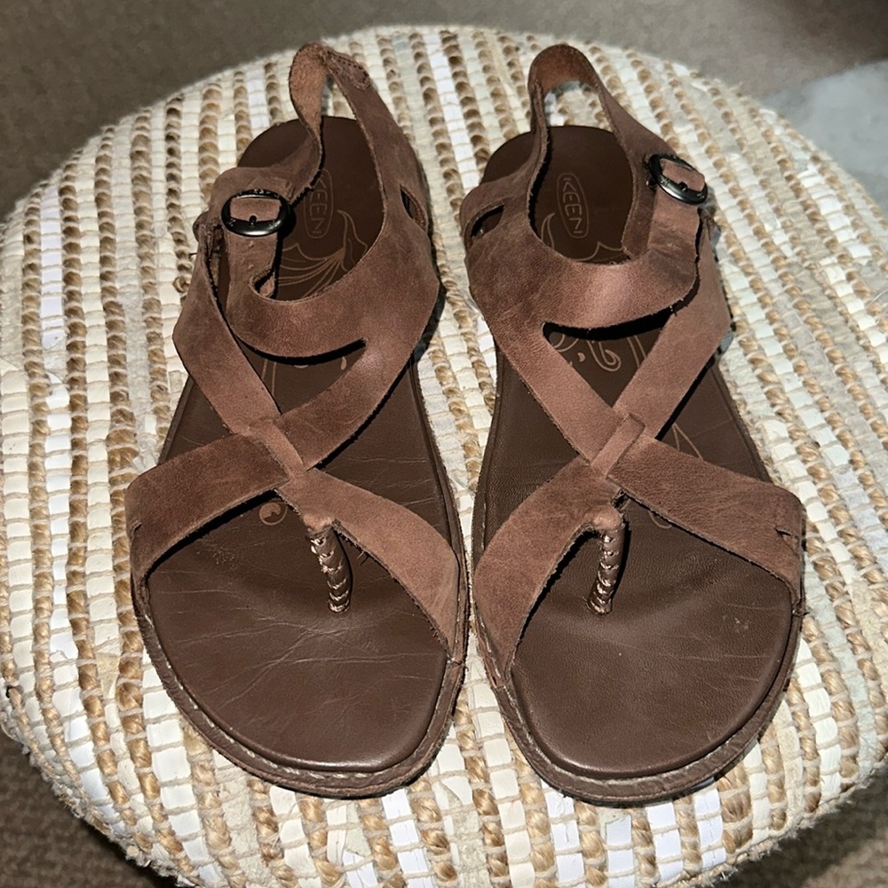 Gently Worn KEEN Alman Ankle Sandals